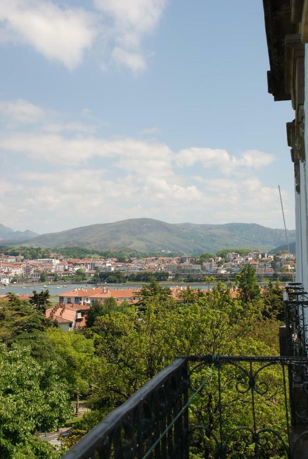 Hostal Zaragoza Hondarribia Exterior photo